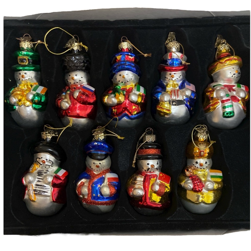 2003 Thomas Pacconi Classics 18 Snowmen Around the World Glass Ornaments Set
